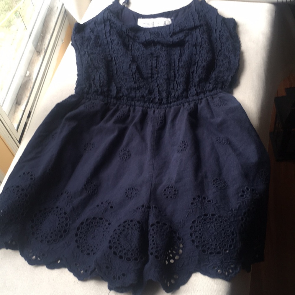 Abercrombie & Fitch   XS